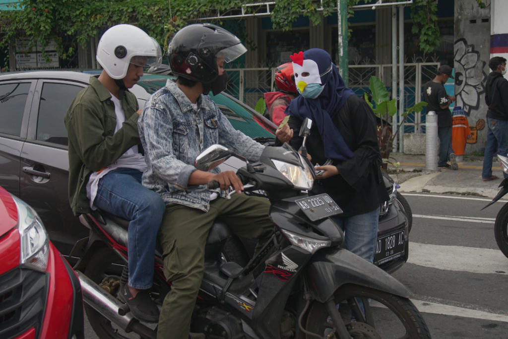 Tak Ada Alasan McDonald’s Indonesia untuk Menunda Hapuskan Kandang Baterai!